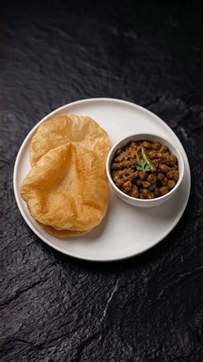 Chole Bhature Recipe Without Onion & Garlic | 100% Veg | Soft & Puffy Bhature