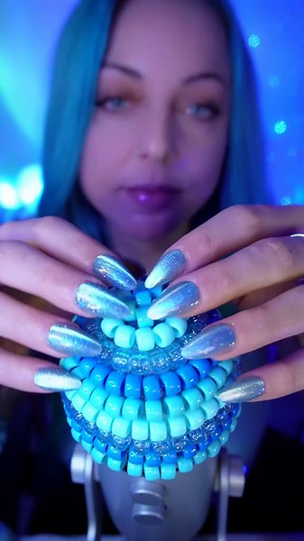 Relax Deeply with Soothing ASMR Scratching Sounds