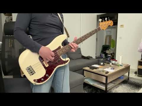 Prince of Persia - Warrior Within - Attack at the sea (Bass cover)