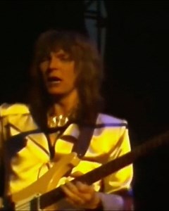 11K views · 297 reactions | In this video, we are paying tribute to one of the most influential rock bassists... Chris Squire . ⠀⠀⠀⠀⠀⠀⠀⠀⠀ Yes - "Ritual" ⠀⠀⠀⠀⠀⠀⠀⠀⠀ See you in the shed! | ScottsBassLessons.com | Facebook