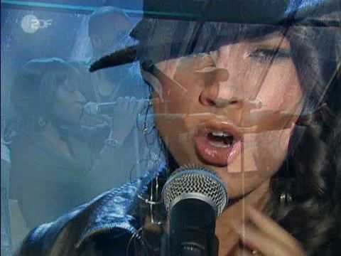 Alicia Keys - You Don t Know My Name (Live Wetten Dass 2004)