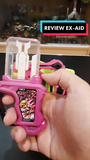 Đánh giá DX Gamer Driver của Kamen Rider Ex-Aid