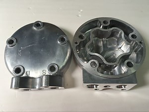 [Hot Item] Auto Parts for Hitachi Excavator 508 Rear Cover Air Conditioning Parts AC Compressor