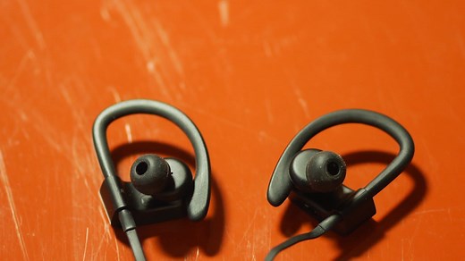 Beats Powerbeats3 Wireless: Improved but still pricey - Video
