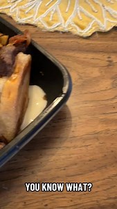 Now Applebee’s splits the burger in have and sticks it in a cheese jacuzzi for me! Watch as I try out the new O-M-Cheeseburger. #foodreview #cheese #applebees #cheeseburger #reels | The Cinema Snob