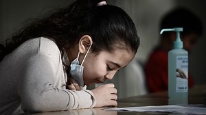 Toulon: un cluster détecté dans un centre de loisirs, des tests salivaires distribués à tous les établissements