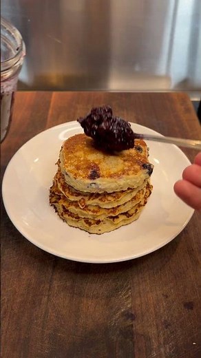 3-ingredient blueberry jam…simple, healthy and SO FIRE👨‍🍳🫐
