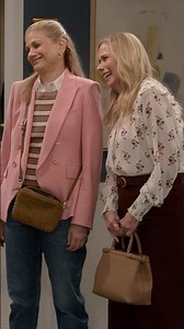 “It’s worth it, right??” 🤣 LEANNE SEASON 2 is playing now on Netflix! ❤️