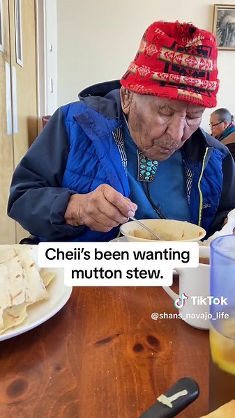I don’t think cheii thinks much about this platform. We’ll tell him, he’ll tear up. But now that ppl are introducing themselves he’s starting to understand. Now he has plans to nominate a Navajo Nation President on here, a former prez. It’s just nice to have our cheii back 😂 freedom of speech, i tell him.. #nativetiktok #shimásání #másánískow #nativetiktoks❤️ #skow #grandparents #indegenoustiktok #navajonation #navajotiktok #rez #native #cheii #navajo #indegenous #cheiiskow #cheiis💪