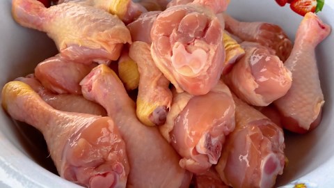 Homemade KFC-Style Chicken Cooked in a Faraway Village!