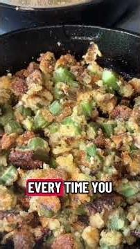 Old-fashioned scrambled okra