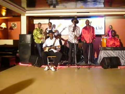 SALSA SENEGALAISE ( BALLA NDIAYE ET KHALIFA )