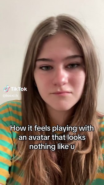 Scary games with weird avatars are fun lmao but i spent like 300 robux on my skin😞