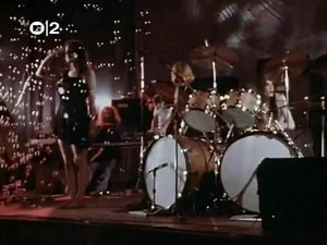 45K views · 1K reactions | Los inicios de Lemmy de Motörhead. Hawkwind - Silver machine (1972) | Perdida en los 80 | Facebook