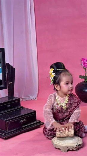 #ယောထဘီ #မြန်မာမလေးပါရှင့်❤️ #ကလေးဓာတ်ပုံလေးတွေရိုက်ကူးနေပါပြီဗျ #ဆက်သွယ်ရန်ဖုန်း09420707569 #goldeneyestudio