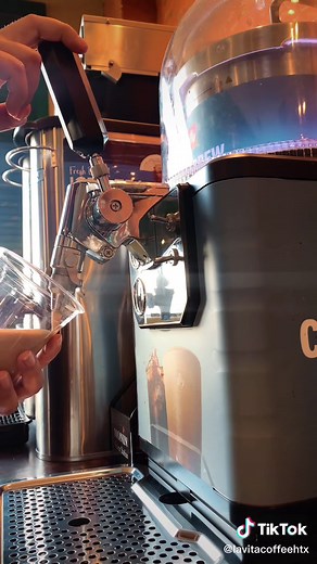 A little demo of our Nitro Cold Brew from our illy Cold Brew Blade System! (the cup is filled all the way for customers, this is just a demo) The perfect cold brew every time ☕️🤌🏼🇮🇹 #htx #houstoncoffeeshop #coffee #fyp #foryoupage #coffeetiktok #coldbrew #nitrocoldbrew #htxcoffee #italiancoffee #houstonheights #GenshinImpact32 #coffeetok #houstonfood #thingstodoinhouston