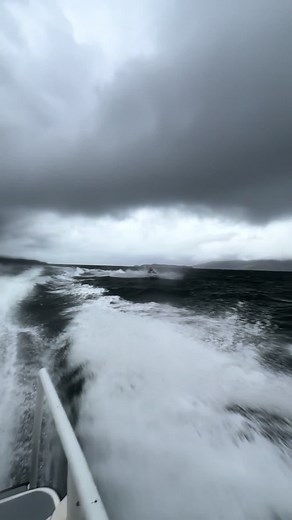 lowk aura (we just got a thunderstorm instead of an aesthetic sunset) #fyp #viral #jetski #speedboat #beach
