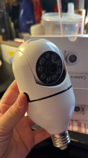 Hawkray 4MP Smart AI Light Bulb with 911 alarm #Hawkray #smartcamera #camera outdoorcamera