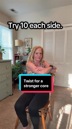 Torso twists are one of the easiest ways to strengthen your core and protect your back! Strong core = easier everyday life! #SeniorFitness #Over60Fitness #SeniorMobility #HealthyAging #StayIndependent