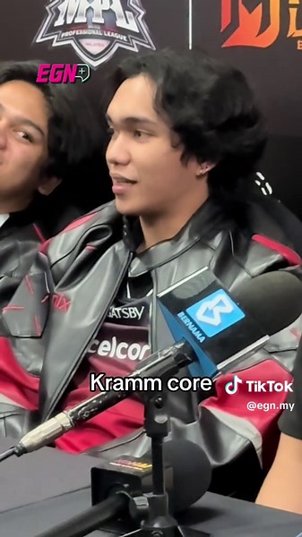 Hensemnya Krammm 😍😍 nasib dia notice min punya camera 🥰 #PANTANGMENGALAH #MPLMY #IniGayaKita #MPLMYS15 #PENTASKEBANGGAAN #MLBB #MobileLegendsBangBang #EGN #EndGameNetwork