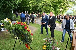 Überlingen: Klare Worte und Schweigeminute - Gedenken an Flugzeugkollision