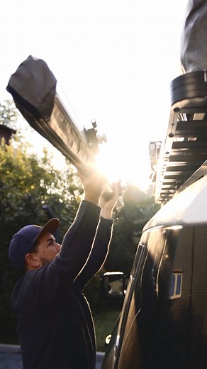 3.3K views · 12 reactions | Embrace year-round versatility with our Quick Release Awning Mount Kit – effortlessly removable in winter, and a breeze to set up for summer adventures. Your go-to solution for adaptable outdoor comfort. Photo credit: @danielschrammfotografie #dometic #awning | Front Runner Dometic Europe | Facebook