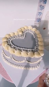 116K views · 1.7K reactions | Vintage heart cake ❤️ Full recipe steps below  | Timon151 | Facebook