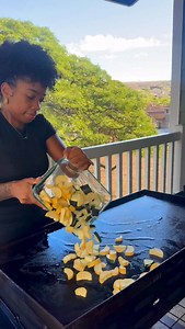 Flavor doesn’t need meat to shine 🤎 Cooking with intention! Wellness, balance, and chef-level flavor. Long-form YouTube version dropping soon! Until then, here’s a peek into my plant-forward kitchen moments. Soft life. Real food. Elevated living. 👇🏽 Save This for some inspo! #guthealth #hibachi #foodstagram #chef #food #explorepage #mealprep #healthy #plantbasedfood | Chaz’s Kitchen