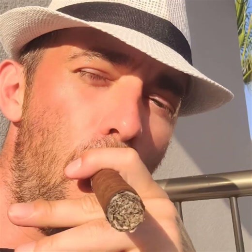 Tik Tok - Me me me me