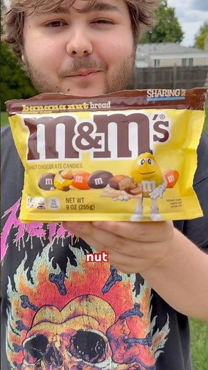 NEW Banana Nut Bread M&M’s Review! 🍌🍫 Are They Any Good?
