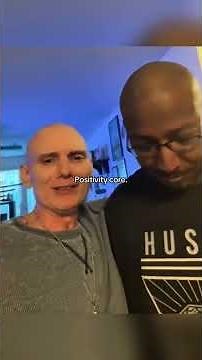 Heartfelt Moment: Cancer Patients Shaving Their Heads in a Powerful Show of Hope and Solidarity