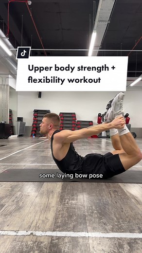 Strength flexibility training >>> #workoutvlog #workout #flexibilitytraining #strengthtraining #gymtok #yogatok #yogiswholift #yogalifestyle #yoga #calisthenics