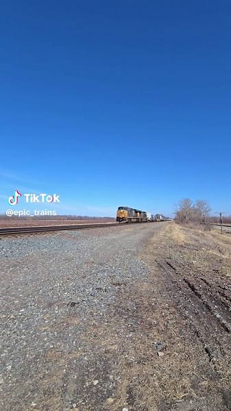 I009 Crusing By!! #trainvideo #csx