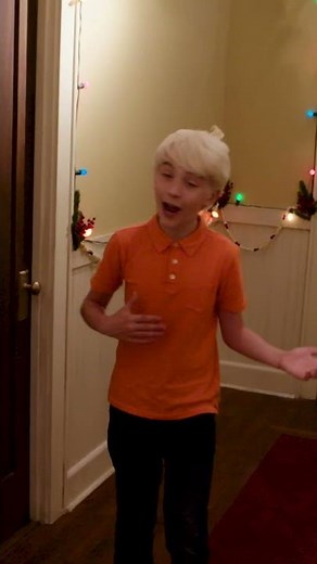 Lincoln Loud's Bedroom Tour! | Loud House #Shorts