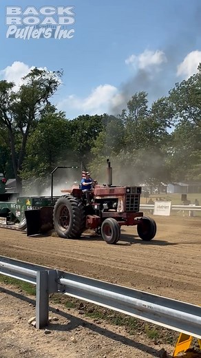 1.5K views · 23 reactions | 2025 - Drew Vawter - IH 1066 - 12,500 Out of Field - Elmwood FFA 2025 #backroadpullers #heatwave #summertrends #teamusa #tractorpullingusa #IH #speedlimit #farmstockpuller #internationalharvester | Back Road Pullers Inc | Facebook