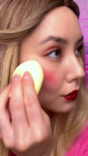 Unbelievable Makeup Hacks with Edible Goodies! 🍭💄