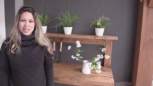 farmhouse-potting-bench