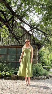 Katharina Fuchs on Instagram: "Tutorial for a simple & beautiful dress to sew yourself✨made this for a wedding and it was perfect 懶 Sewingpattern: Mira dress by @vintage.bambi (me) #sewing #sewinginspiration #sewingproject #beginnersewing #learningtosew #sewingtutorial #sewingpattern #easysewingproject #fashiondesign #summerdress #wedding"