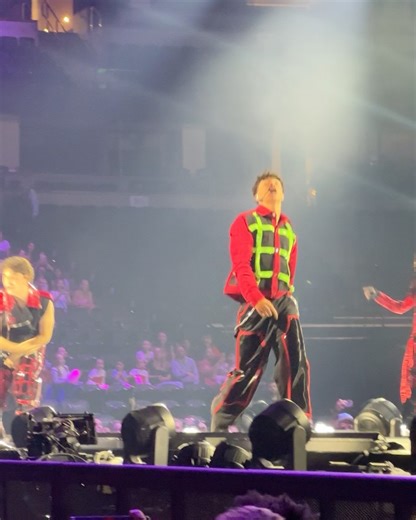 136K views · 725 reactions | Disney Descendants on Reels | Facebook