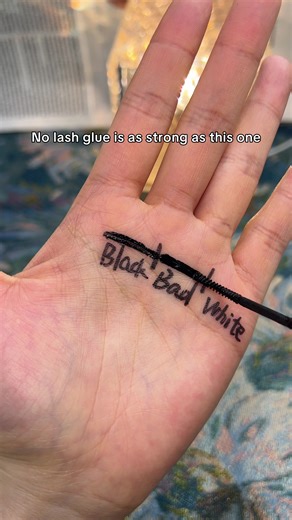 DIY False Eyelashes Tutorial for Perfect Lash Look