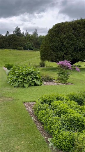 Five beautiful castles and outlander locations in Scotland. #midhopecastle #dounecastle #Blacknesscastle #virals #dunurecastle #drumlanrigcastle 📍Midhope Castle 📍 Doune Castle 📍 Blackness Castle 📍 Dunure Castle 📍 Drumlanrig Castle Have you been to any of them? | Beauty of the World