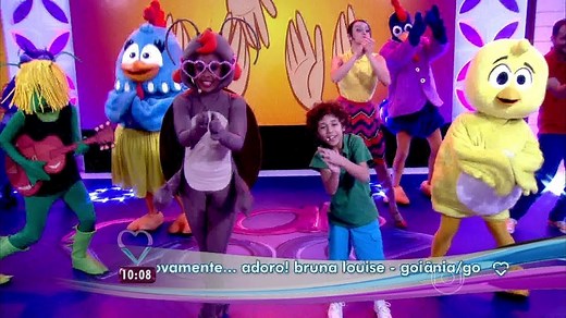 A Galinha Pintadinha canta com os amigos no Mais Você