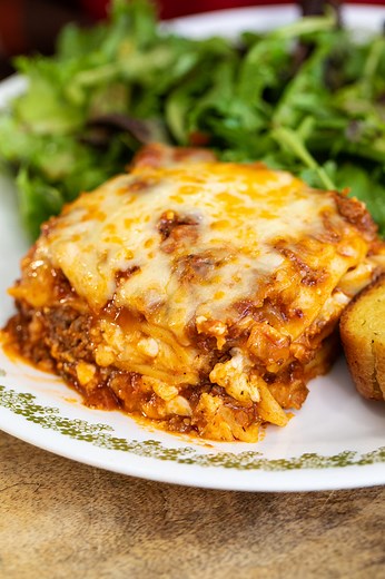 Mom's Easy Cottage Cheese Lasagna