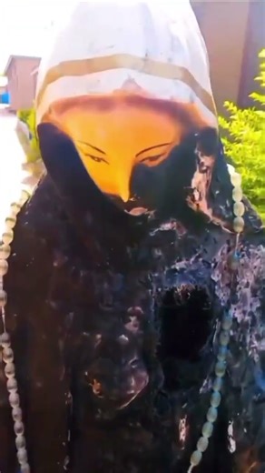 Miracle Statue: Rosary of Thread Survives Fire #miracle