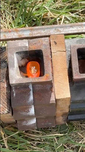 Making Ötzi’s Copper Axe- Pouring