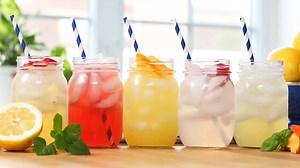 🍋 Lemonade is the perfect summer drink & you can't go wrong with these delicious variations! 🍋 Full recipes and instructions here: http://thedomesticgeek.com/archives/18470 | The Domestic Geek