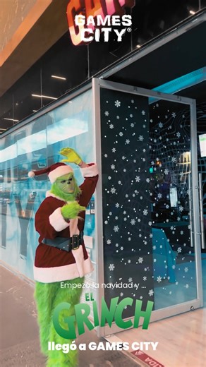 ¡La Navidad empezó… y el Grinch llegó a Games City! 💥🎄 Prepárate para una batalla épica donde ni el mismísimo Grinch podrá robarte la diversión. ¿Estás listo para enfrentarte a la leyenda y defender el espíritu navideño? 😈✨ EL GRINCH TE ESPERA | Games City
