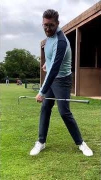 How the knee and pelvis move influence the rotation during your golf swing