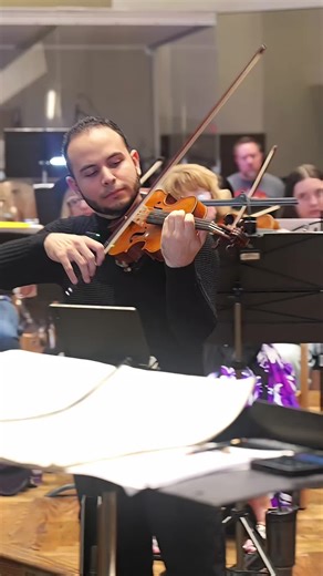 Metropolis Violin Concerto: A Musical Experience