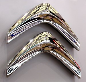 [Hot Item] Outdoor Advertisng Plastic Chrome Car Logo LED Sign